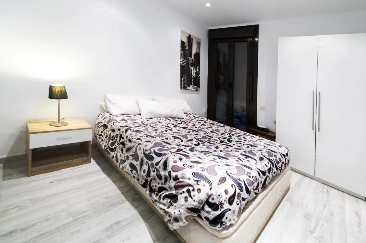 Roger De Lluria Design Apartment Barcelona